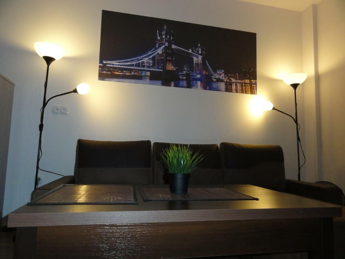 Apartament Centrum Gieldowa Warszawa Exteriör bild