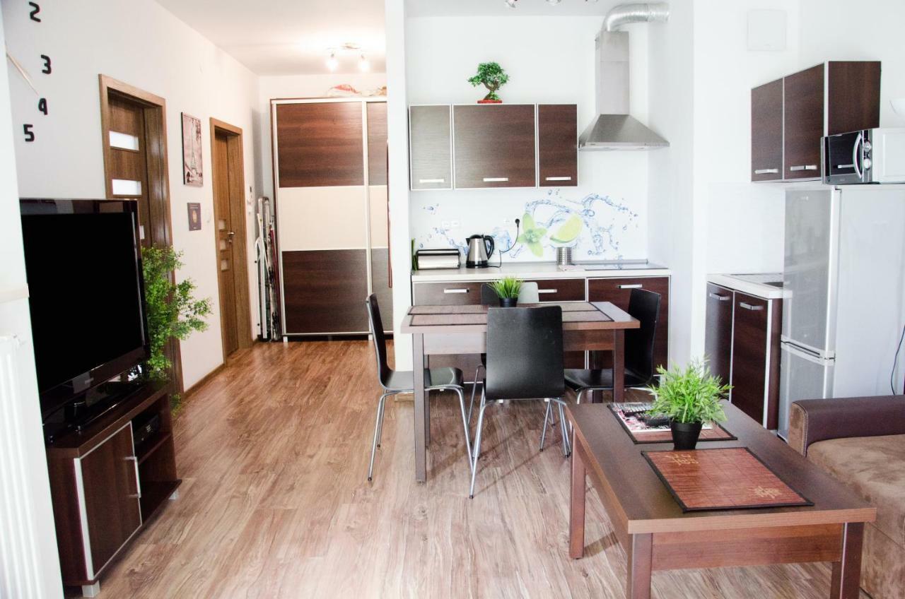 Apartament Centrum Gieldowa Warszawa Exteriör bild